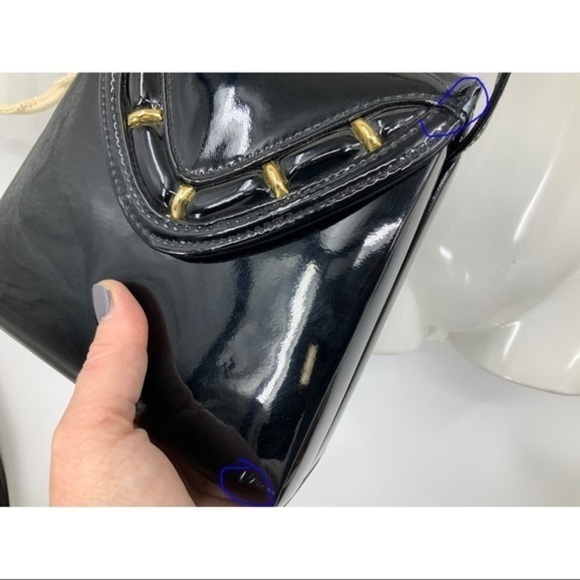 Ande Vintage Crossbody patten leather purse - Picture 3 of 10